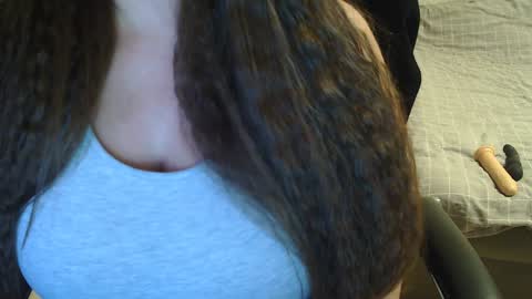 Alisha online show from 12.25.24