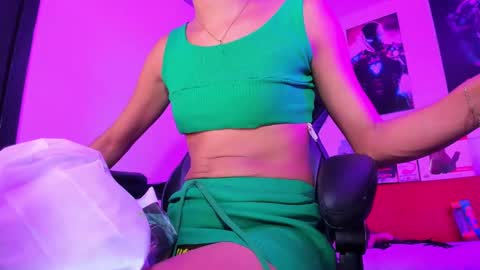 Alahia Rodriguez online show from 03.08.25