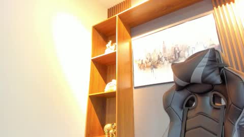 Alahia Rodriguez online show from 01.10.26