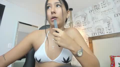  A L A H I A  online show from 12.04.25