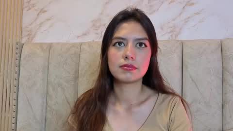 alahiasweet1 online show from 04.17.26