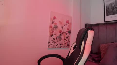 Snapshot of alaia_carter chatting on 09.23.25 Alaia Carter online show from 09.23.25