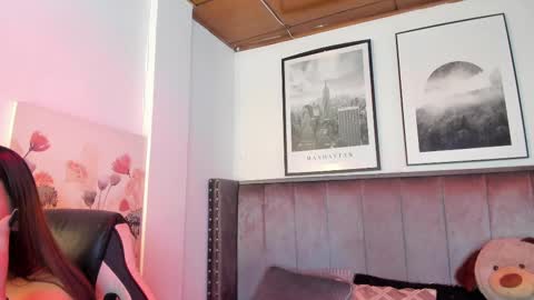 Snapshot of alaia_carter chatting on 10.05.25 Alaia Carter online show from 10.05.25