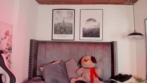 Snapshot of alaia_carter chatting on 11.19.25 Alaia Carter online show from 11.19.25