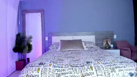 alaiaguerra online show from 10.08.25