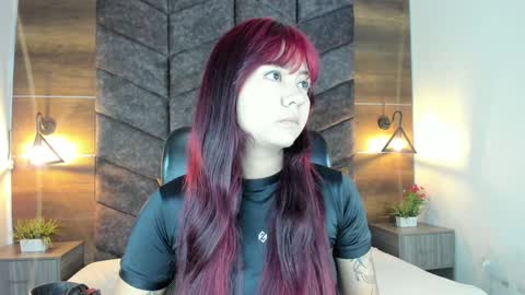  Alaia  online show from 01.23.25