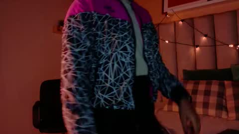  Alaia  online show from 11.21.25