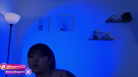 Snapshot of alaiarogerss chatting on 05.27.26 online show from 05.27.26
