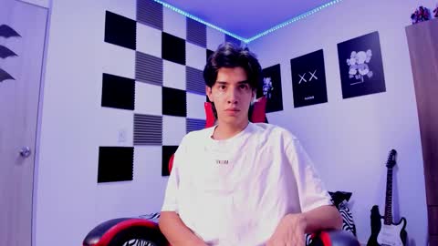 Alan Boy online show from 10.26.25