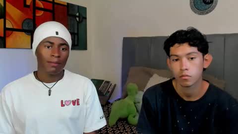 Alan and Criss - WE JUST FRIENDS WITH BENEFITS BOTH VERS online show from 11.26.25