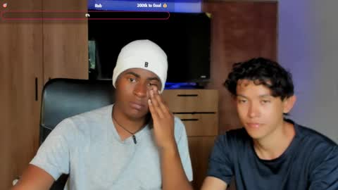 Alan and Criss - WE JUST FRIENDS WITH BENEFITS BOTH VERS online show from 05.21.26