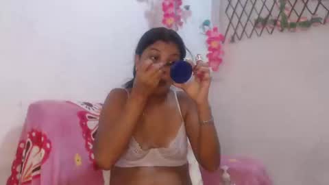 Working hours  pm to  am every day online show from 01.08.25