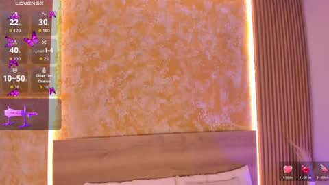 alana_2916 online show from 11.26.25