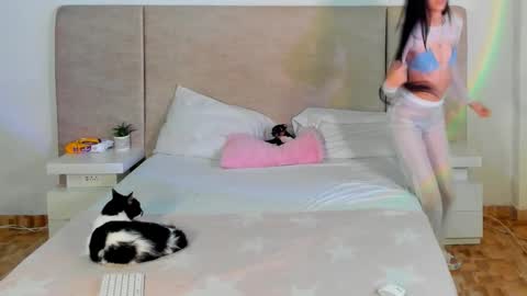             online show from 10.17.25