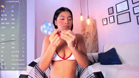 Alana online show from 10.26.25