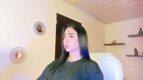 Maeve  online show from 12.20.25