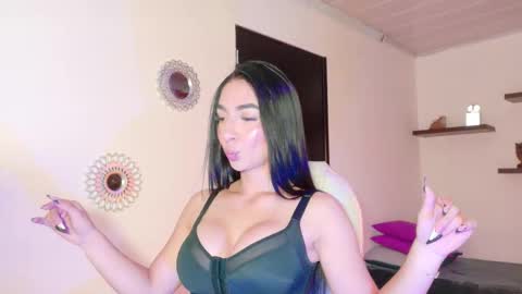 Maeve  online show from 01.11.26