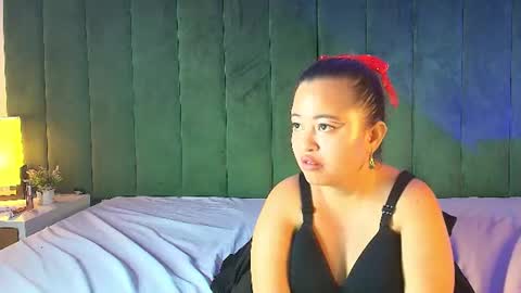 ALANA PETITE online show from 07.17.26