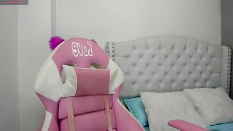 Alana. online show from 01.31.25