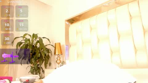 Snapshot of alana_then2 chatting on 12.07.24 online show from 12.07.24