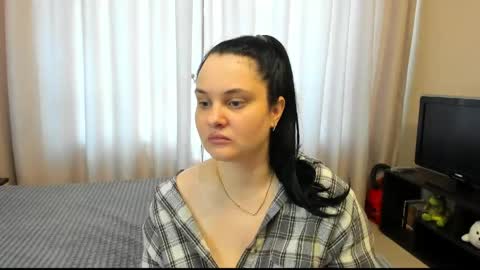 Snapshot of alanabrox chatting on 05.16.26 Julia online show from 05.16.26