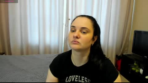 Snapshot of alanabrox chatting on 05.26.26 Julia online show from 05.26.26