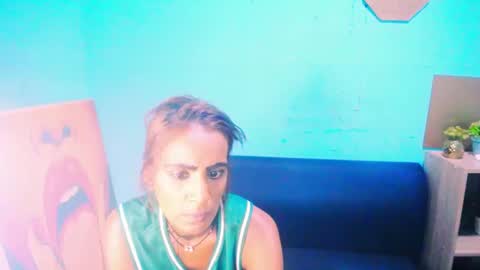 alanadelray online show from 01.08.25