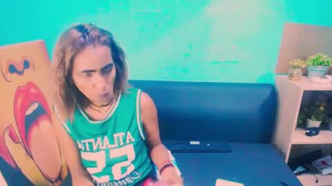 alanadelray online show from 01.11.25