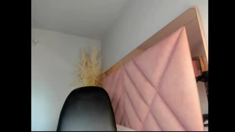 Snapshot of alanah_connor99 chatting on 06.25.26 alanah connors online show from 06.25.26