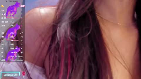 Snapshot of alanajones1 chatting on 02.11.25 alana online show from 02.11.25