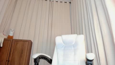 Alana silvana online show from 01.05.25