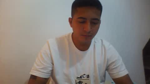 Snapshot of alanj998 chatting on 05.16.26 alanj998 online show from 05.16.26