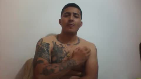 Snapshot of alanj998 chatting on 05.18.26 alanj998 online show from 05.18.26