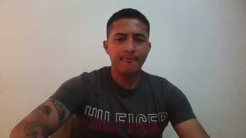 Snapshot of alanj998 chatting on 05.25.26 alanj998 online show from 05.25.26