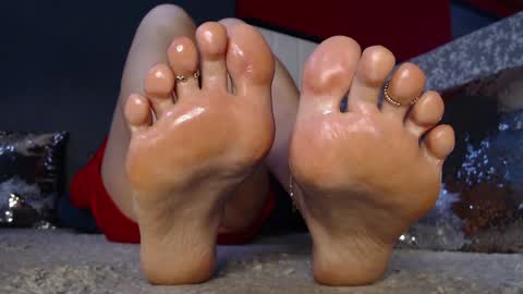 Alanna online show from 12.24.24