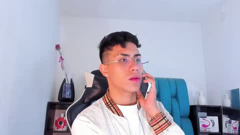 Snapshot of alannaughty_ chatting on 03.11.25 alannaughty_ online show from 03.11.25