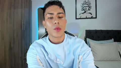 alannaughty_ online show from 04.26.26