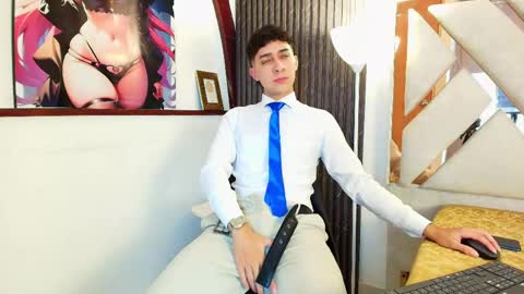 Snapshot of alantaylorr_ chatting on 05.30.26 alantaylorr_ online show from 05.30.26