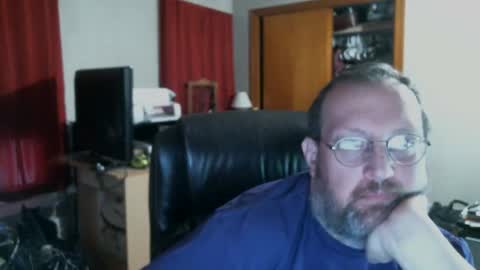 Snapshot of alberik2316 chatting on 12.24.24 Alberik online show from 12.24.24