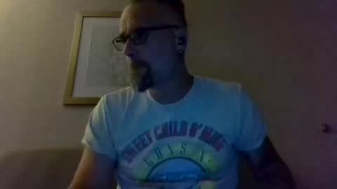 Alex online show from 10.28.25