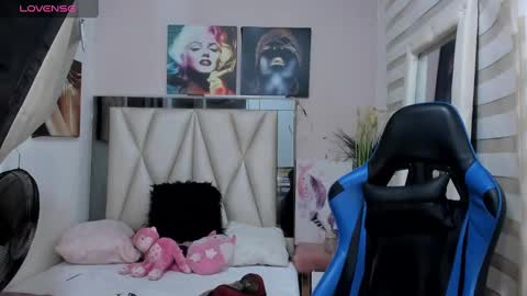 Snapshot of ale_noah_xxx chatting on 02.04.25 ale_noah_xxx online show from 02.04.25