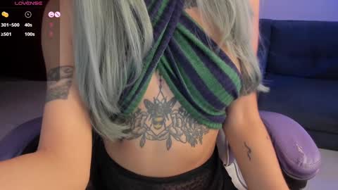 Snapshot of ale_petitee chatting on 01.24.25 alexa online show from 01.24.25