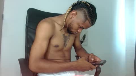 ale_squirt333 online show from 02.13.26