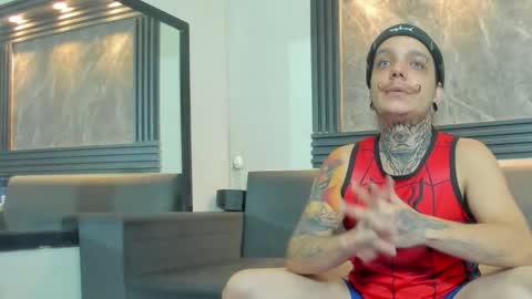 Snapshot of alec_lawrence chatting on 12.19.25 Juan de Dios Independent Model online show from 12.19.25