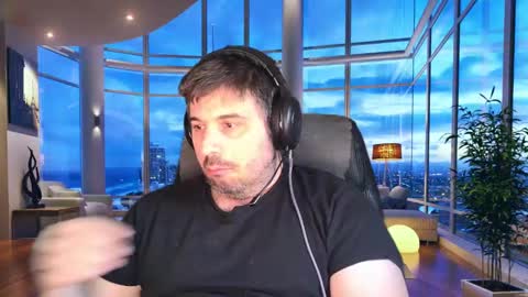 Snapshot of aleeexandre chatting on 02.26.25 aleeexandre online show from 02.26.25