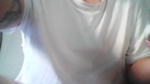 Snapshot of aleeexxxx4u chatting on 06.15.26 aleeexxxx4u online show from 06.15.26