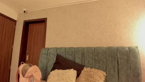 Snapshot of aleera_walton chatting on 02.06.26 Aleera online show from 02.06.26