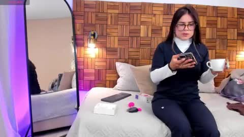 alessia online show from 04.14.26