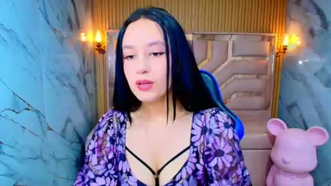 Snapshot of aleja_r_ chatting on 06.13.26 Aleja online show from 06.13.26