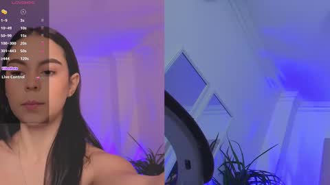 Snapshot of alejaa___ chatting on 10.15.25 Alejandra online show from 10.15.25